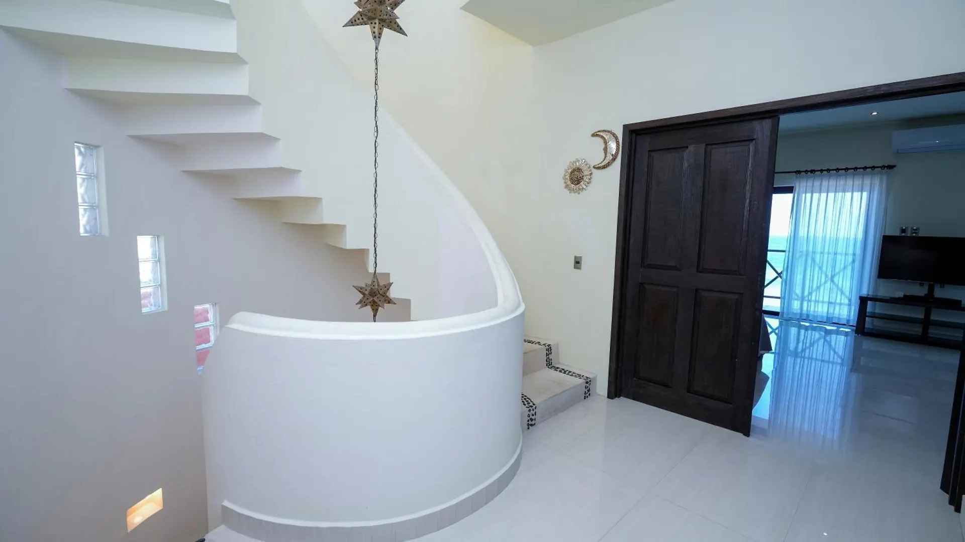 Casa Javi- Ocean Front Located Mid Isla Mujeres Βίλα